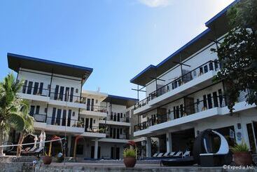 Sunset At Aninuan Beach Resort Powered By Cocotel