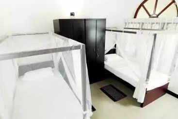 Hotel 2in1 Kandy Hostel