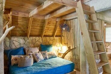 Bed and Breakfast Chalet Tropical Hotel & Restaurant Pizzeria