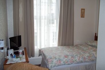 Bed and Breakfast Poppy S Guest House