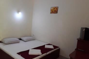 ホテル Karthika Plaza Resort Varkala