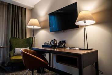 リゾートホテル The Warwickshire Hotel And Country Club