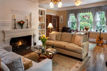 Abbington Green Bed & Breakfast Inn