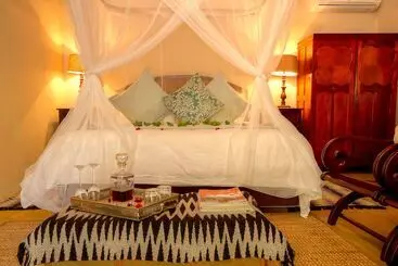 ホテル Mvuradona Safari Lodge