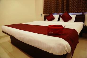 هتل Oyo Rooms Pimpri Chowk