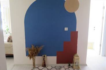 تختخواب و صبحانه Santa Suites New