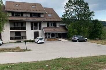 فندق على الطريق Morbier