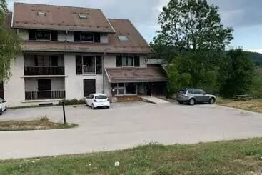 モーテル Morbier