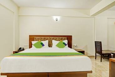 Treebo Celebrity Hotels And Suites