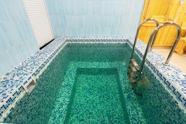 호텔 Chetyre Sezona