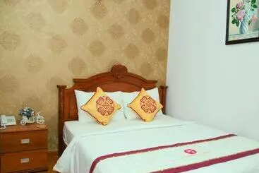 هتل Golden Palm