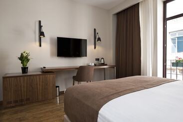 Hotel Snog Rooms & Suites