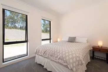 Aamiaismajoitus (B&B) Batemans Bay Delight