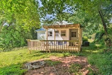 Near Dining: Columbus Cottage W/ Furnished Deck!