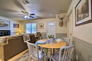 コテージ Utopia Family Home, 2 Blocks To Utopia Park!