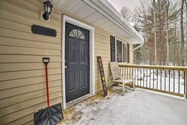 Landhus Warm & Welcoming Family Home Near Jose Lake!