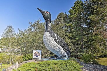 بيت ريفى Waterfront Mercer Cabin W/ Wraparound Porch!