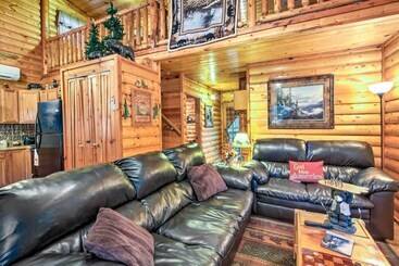 بيت ريفى Pet Friendly Cosby Log Cabin W/ Backyard & Porch!
