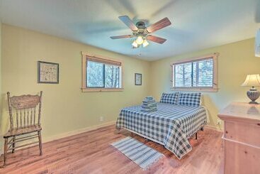 קוטג'' Deck & Mogollon Rim Views: Secluded Payson Cabin