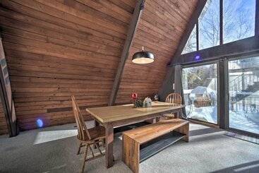 Vidéki Ház Cozy A Frame Cabin W/ Pool Table: 8 Mi To Mt Snow!