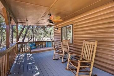بيت ريفى Cozy Heber Cabin Retreat W/ Deck + Fireplace!