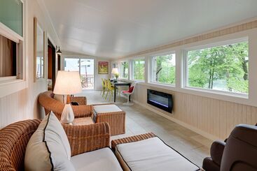 Modern  Little Bear Cottage  At Santeetlah Lake!