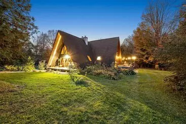 Mökkimajoitus Rustic Lafayette A Frame Cabin W/ Game Room!