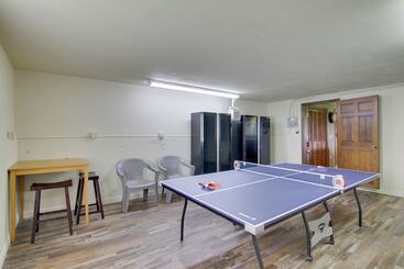 کلبه Bozeman Home On 11 Acres W/ Mountain Views!