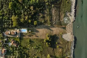 アパートホテル Parakladi Seaside Retreat