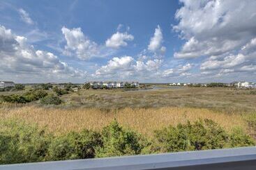 Tiffany S Motel & Condos