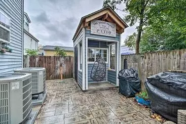 コテージ Downtown Fredericksburg Home W/ Large Patio!