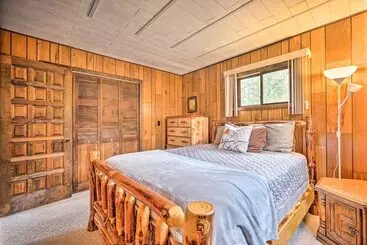 Mökkimajoitus North Creek Chalet W/ Fire Pit Near Gore Mountain!