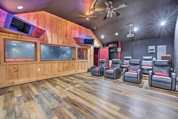 Vidéki Ház Luxe Cresco Lodge On Creek W/ Movie Theater & Deck