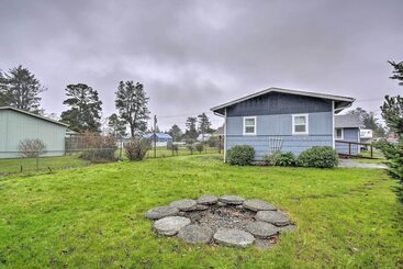 Hus på landet Ocean Themed Westport Home: Bike To Ocean!