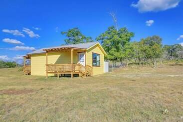 بيت ريفى Ranch Cabin W/ Decks, 10 Mi To Fredericksburg