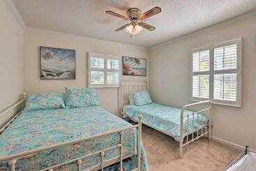 קוטג'' Lakefront Abode W/ Dock ~ 15 Mi To Talladega!