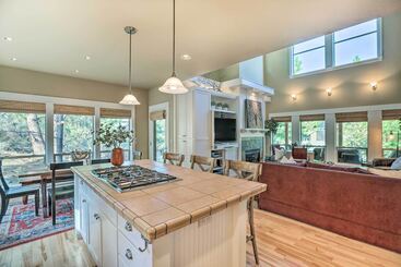 Vakantiehuisje Stunning Bend Retreat < 20 Mi To Mt Bachelor!