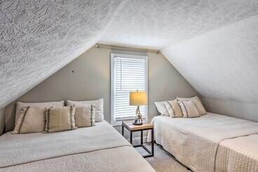 بيت ريفى Bright Green Gables Cabin: Hike, Swim & Bbq