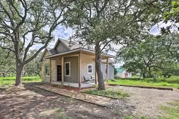 Cozy Spring Branch Cottage In Hill Country!