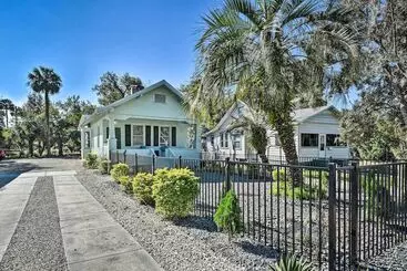 Mökkimajoitus Downtown Deland Home: Walk To Stetson University!
