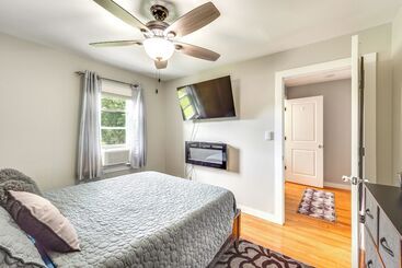 קוטג'' Waterfront Wallkill Duplex Home W/ Fire Pits!