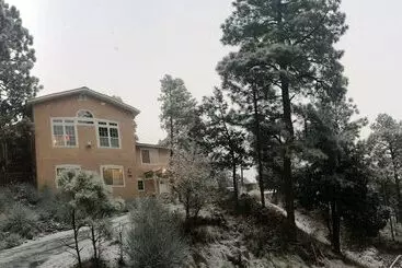 کلبه Quiet Ruidoso Hideaway 2 Mi To Grindstone Lake!