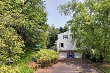 Hus på landet Rural And Spacious Virginia Home On ~ 2 Acres!