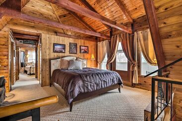 Dom wiejski Serene Creekside Sheridan Getaway: Mountain Views!