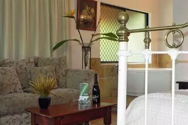 Hotelli Airlie Waterfront Bed & Breakfast