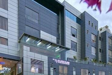 公寓式酒店  Grand Continent – Bangalore International Airport