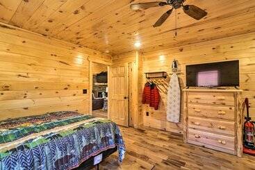 별장 Gatlinburg Mountain Cabin: 4 Mi To National Park!