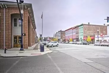 Mökkimajoitus Historic Troy Home Close To Shops W/ Fire Pit