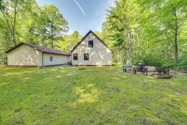 コテージ Inviting Lake Vue Lodge Home W/ Fire Pit + Deck