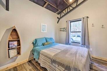 茅舍 Beaver Lake Home On 3 Acres W/ Lake Access!